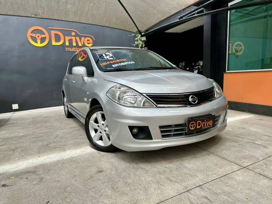 NISSAN TIIDA 1.8 SL 16V FLEX 4P AUTOMÁTICO